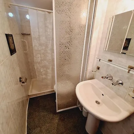 The Architect's - Center, Spacious, Unique