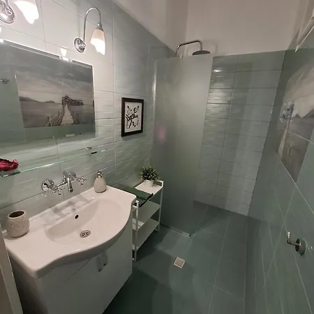The Architect's - Center, Spacious, Unique *