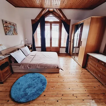 The Architect's - Center, Spacious, Unique Apartman